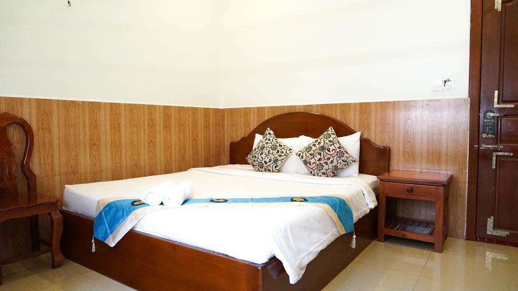 Serkirin Mary Angkor Villa Siem Reap Exterior photo